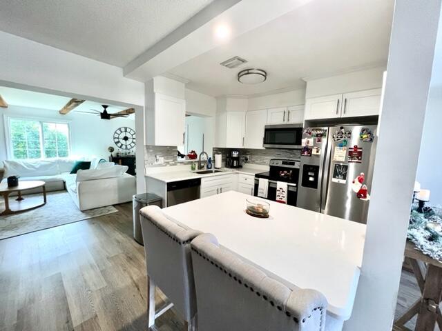 3373 Grove Road Palm Beach Gardens, FL 33410 - Photo 8 of 14 Kitchen