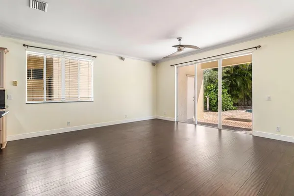 $5,600 | 1325 Camellia Circle, Weston, FL 33326