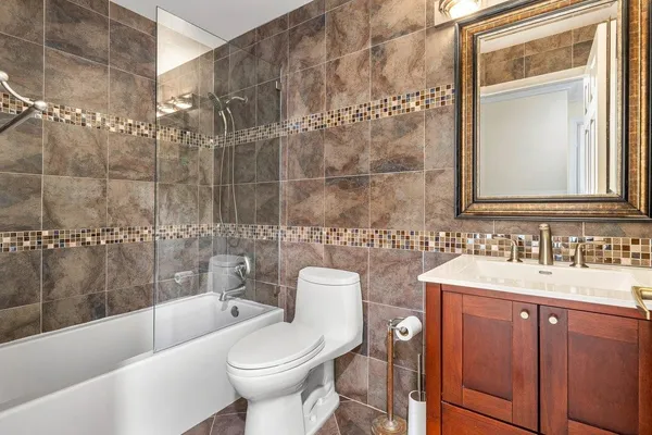 $5,600 | 1325 Camellia Circle, Weston, FL 33326