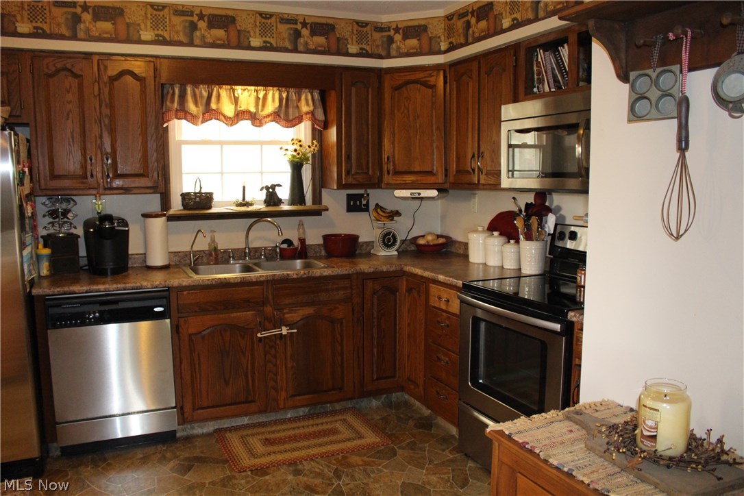 3495 Tabor Ridge Road Northeast Mineral City, OH 44656 - Photo 13 of 34 Gallery Image 13