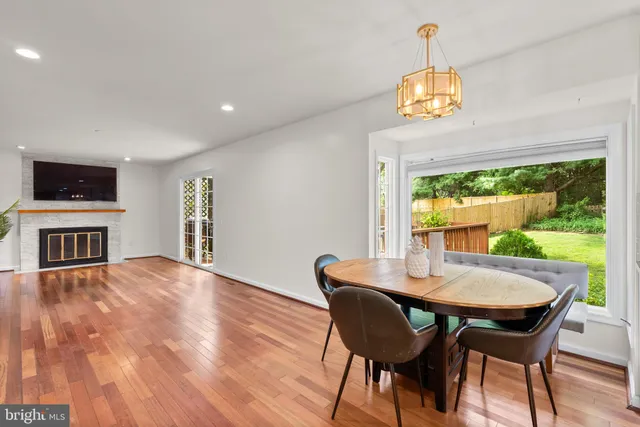 $929,000 | 11916 Appaloosa Way, North Potomac, MD 20878