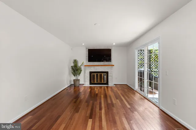 $929,000 | 11916 Appaloosa Way, North Potomac, MD 20878