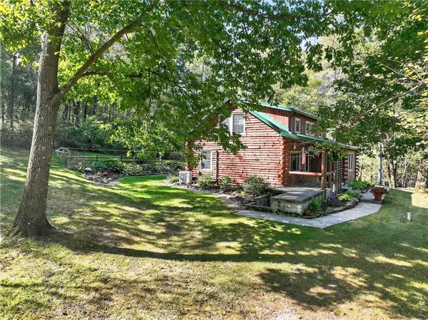 $647,500 | 194 Foster Road, Beaver Falls, PA 15010