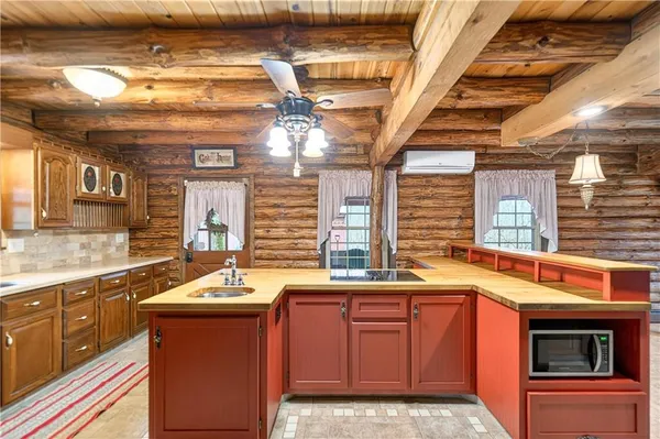$647,500 | 194 Foster Road, Beaver Falls, PA 15010