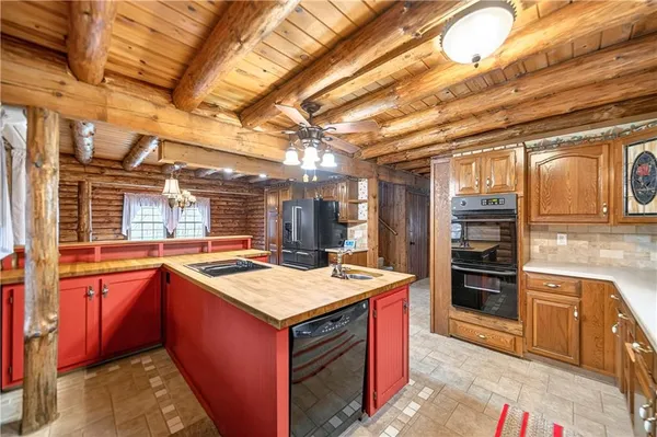 $647,500 | 194 Foster Road, Beaver Falls, PA 15010