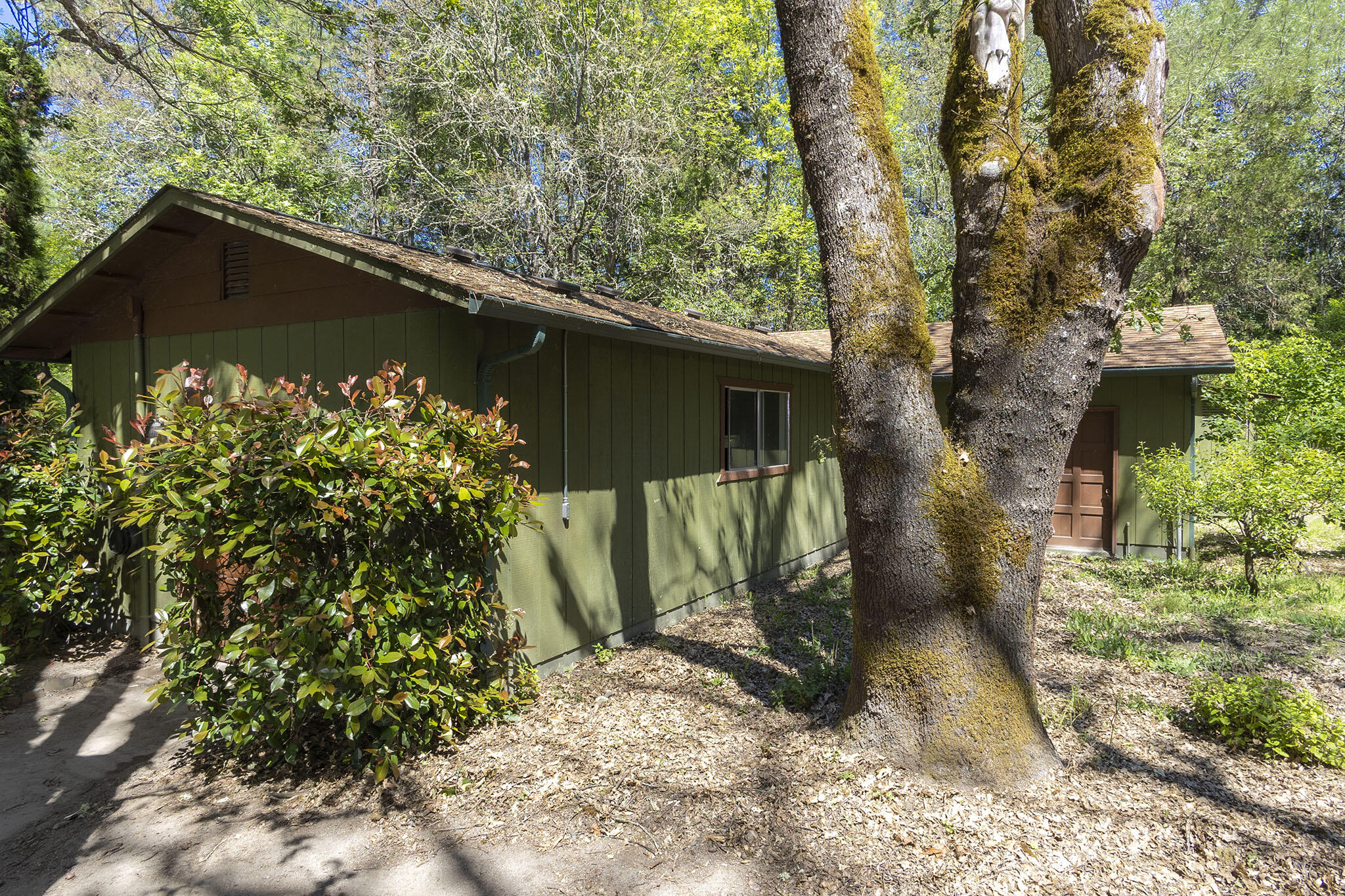 2601 Sand Creek Road Grants Pass, OR 97527 - Photo 32 of 71 31