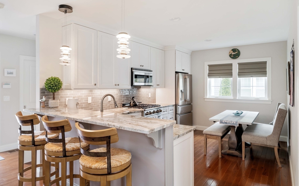 23 Cottage Lane Mashpee, MA 02649 - Photo 6 of 39