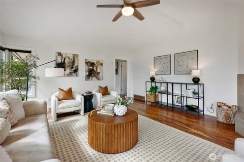 $1,650,000 | 10960 39th Avenue Southwest, Seattle, WA 98146