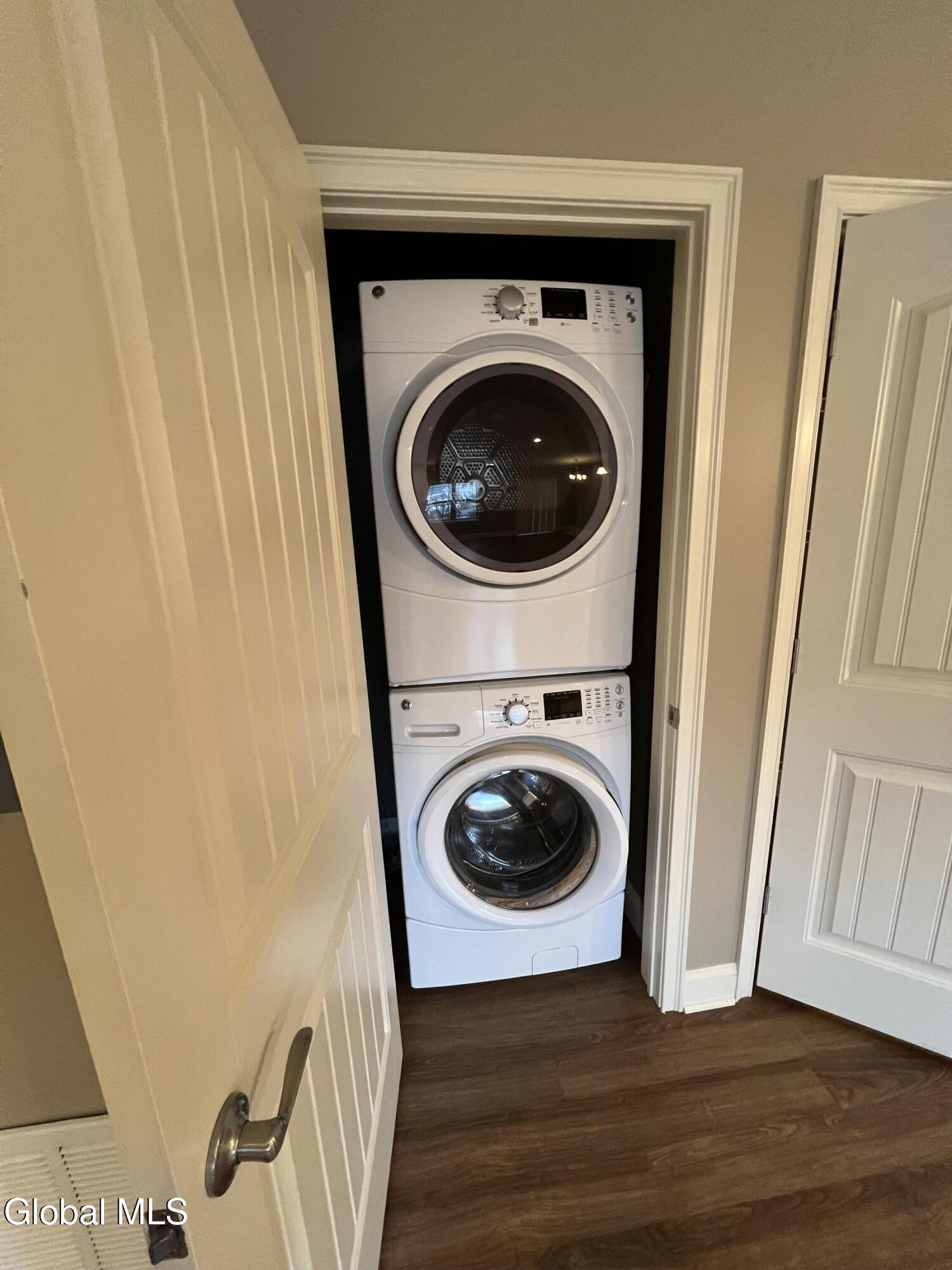 48 Bavarian Way, Unit 55 Guilderland, NY 12009 - Photo 12 of 33 Washer/Dryer