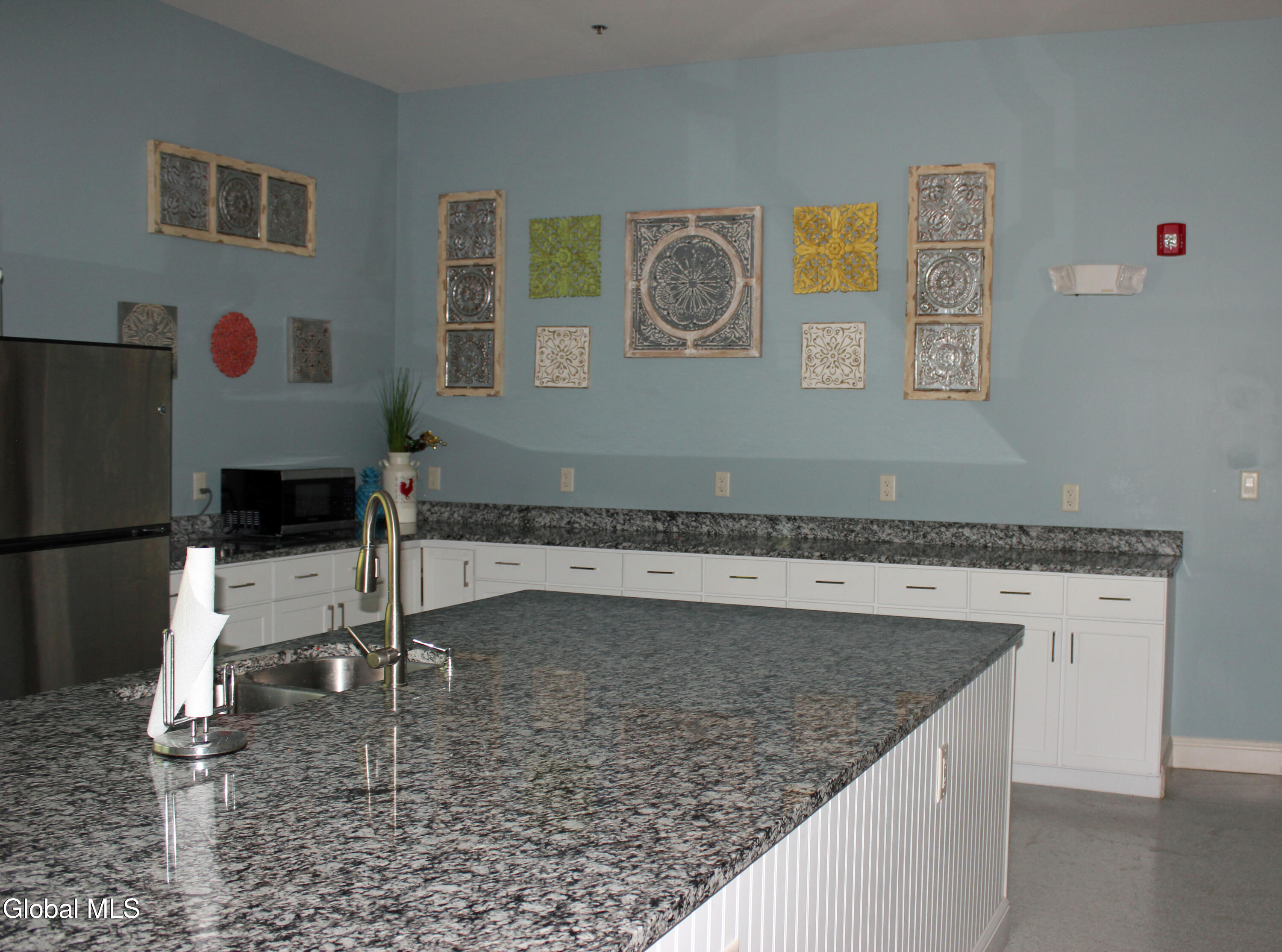 48 Bavarian Way, Unit 55 Guilderland, NY 12009 - Photo 6 of 33 Community Kitchen