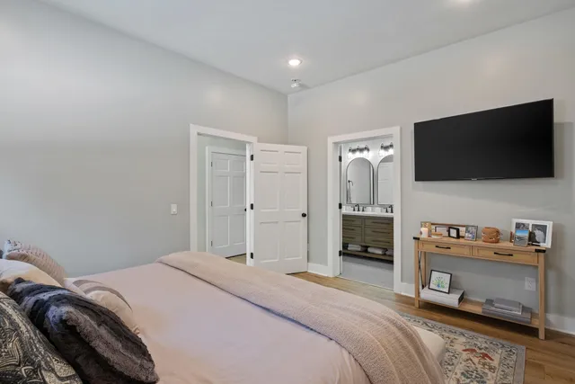 $695,000 | 9815 Snow Pointe Drive Southeast, Alto, MI 49302