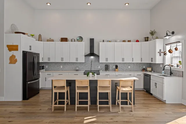 $695,000 | 9815 Snow Pointe Drive Southeast, Alto, MI 49302