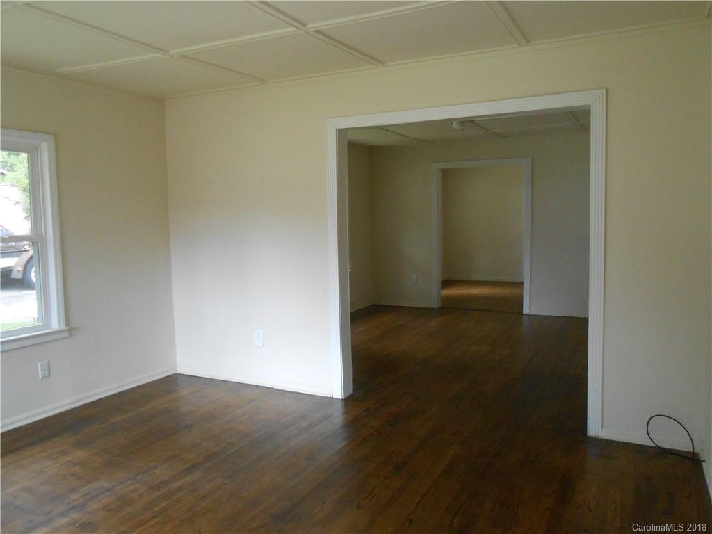 103 Adams Street Clover, SC 29710 - Photo 3 of 20 Gallery Image 3
