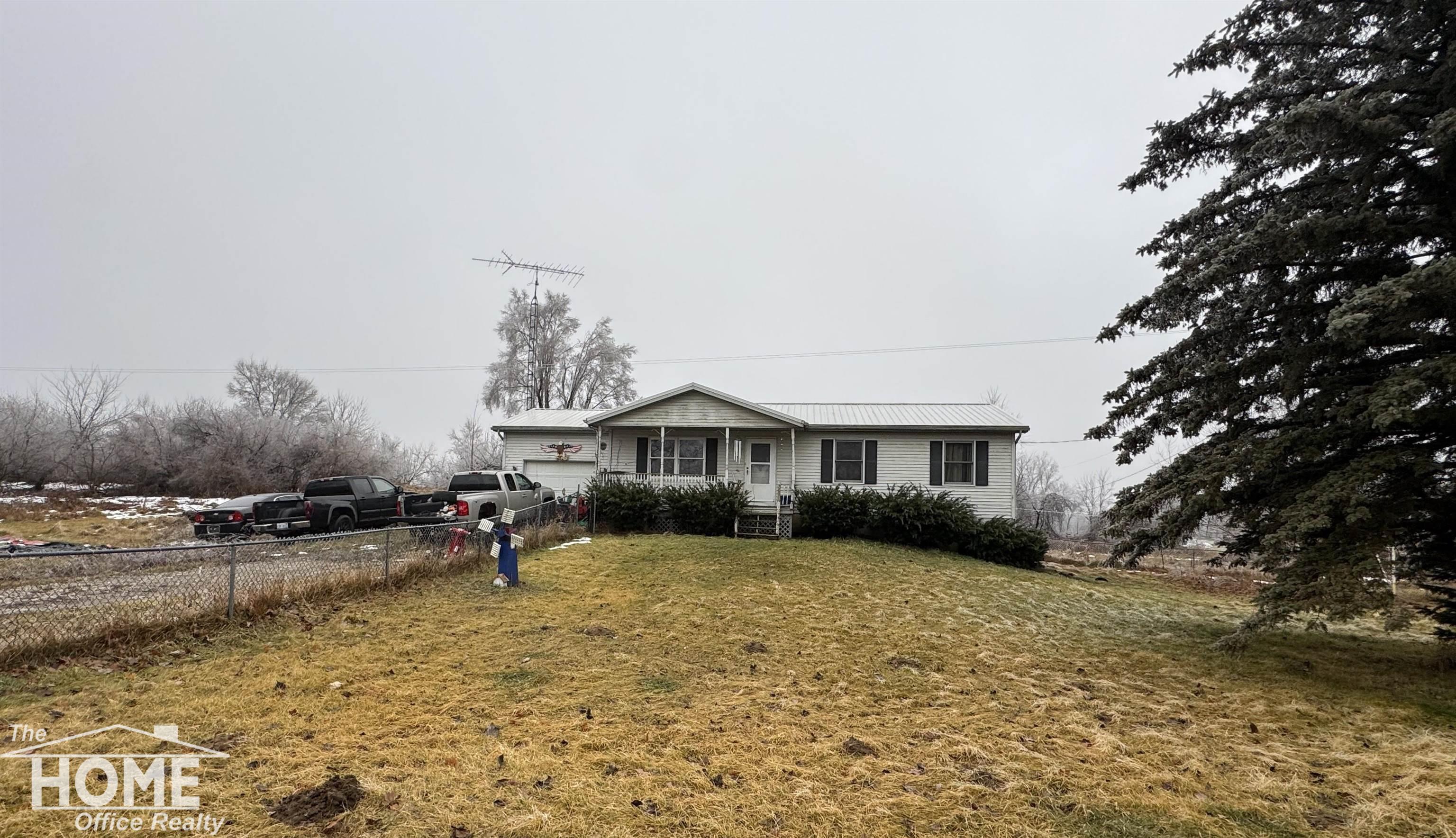 2845 West Miller Road Morrice, MI 48857 - Photo 1 of 5 50196992-7c1a4eaf-c338-42a1-89ca-fb5d188bd586.JPG
