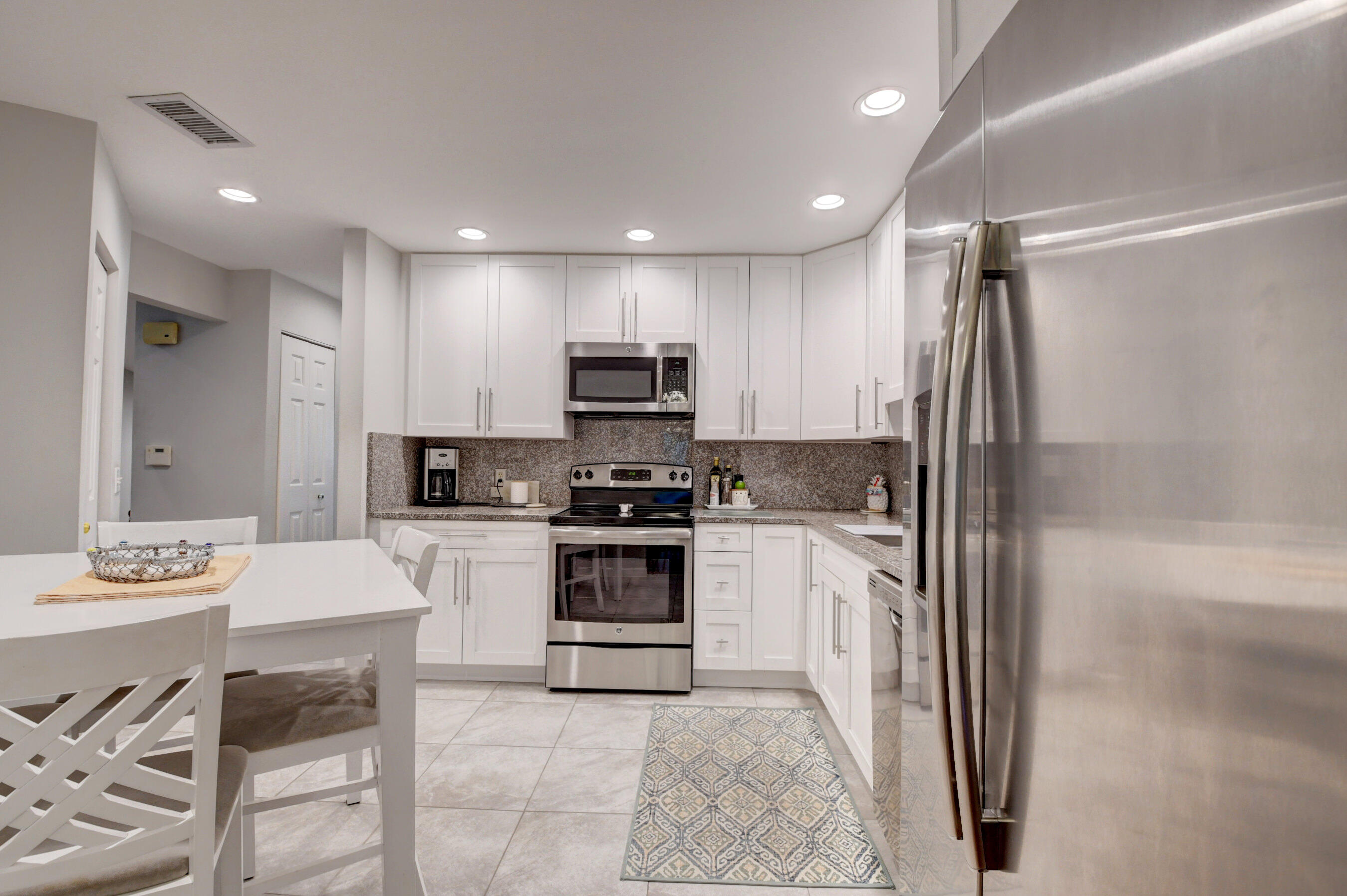 5740 Coach House Circle, Unit F Boca Raton, FL 33486 - Photo 16 of 48 25_dsc_1315_6_7_8_9