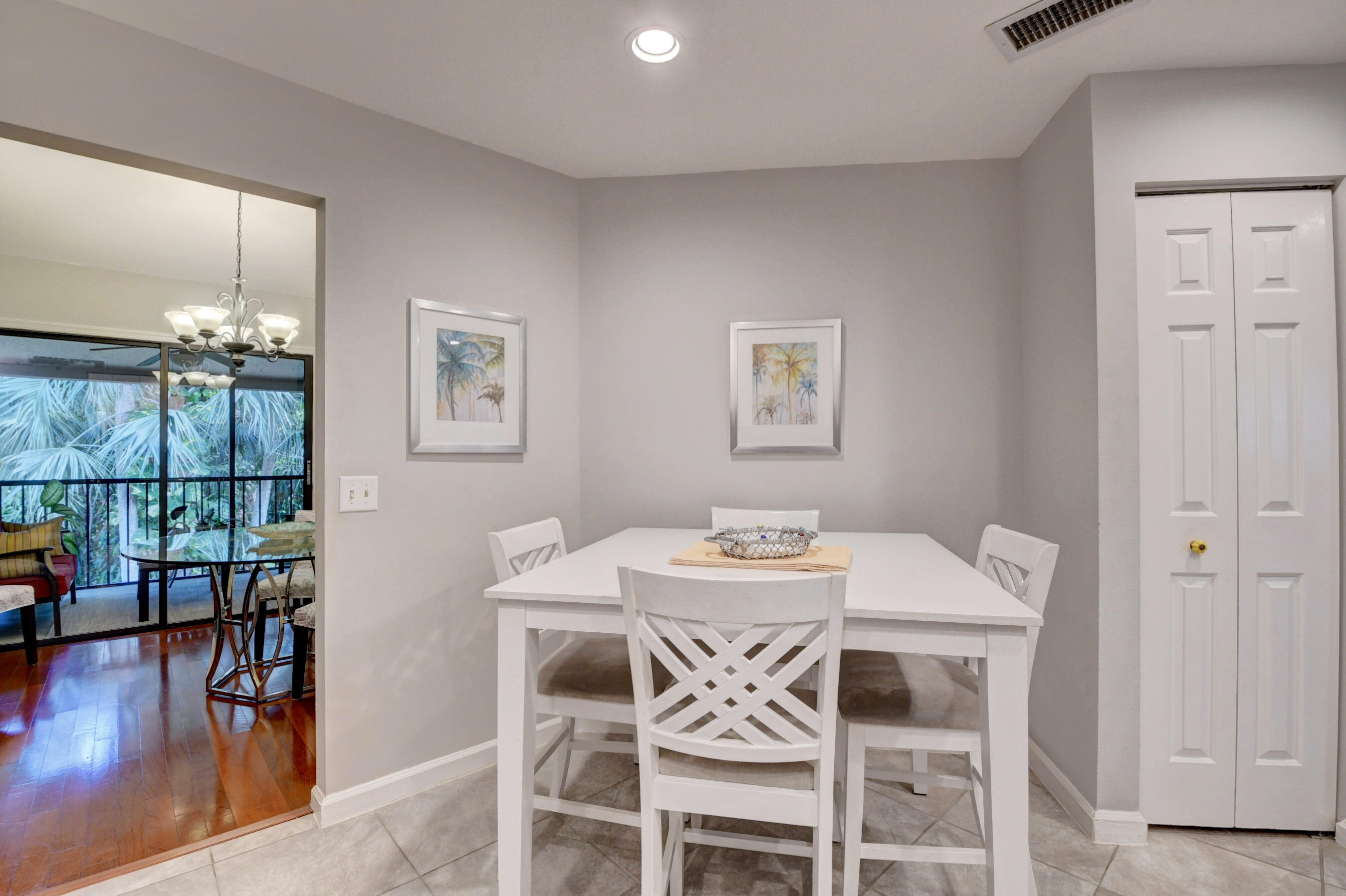 5740 Coach House Circle, Unit F Boca Raton, FL 33486 - Photo 18 of 48 27_dsc_1325_6_7_8_9