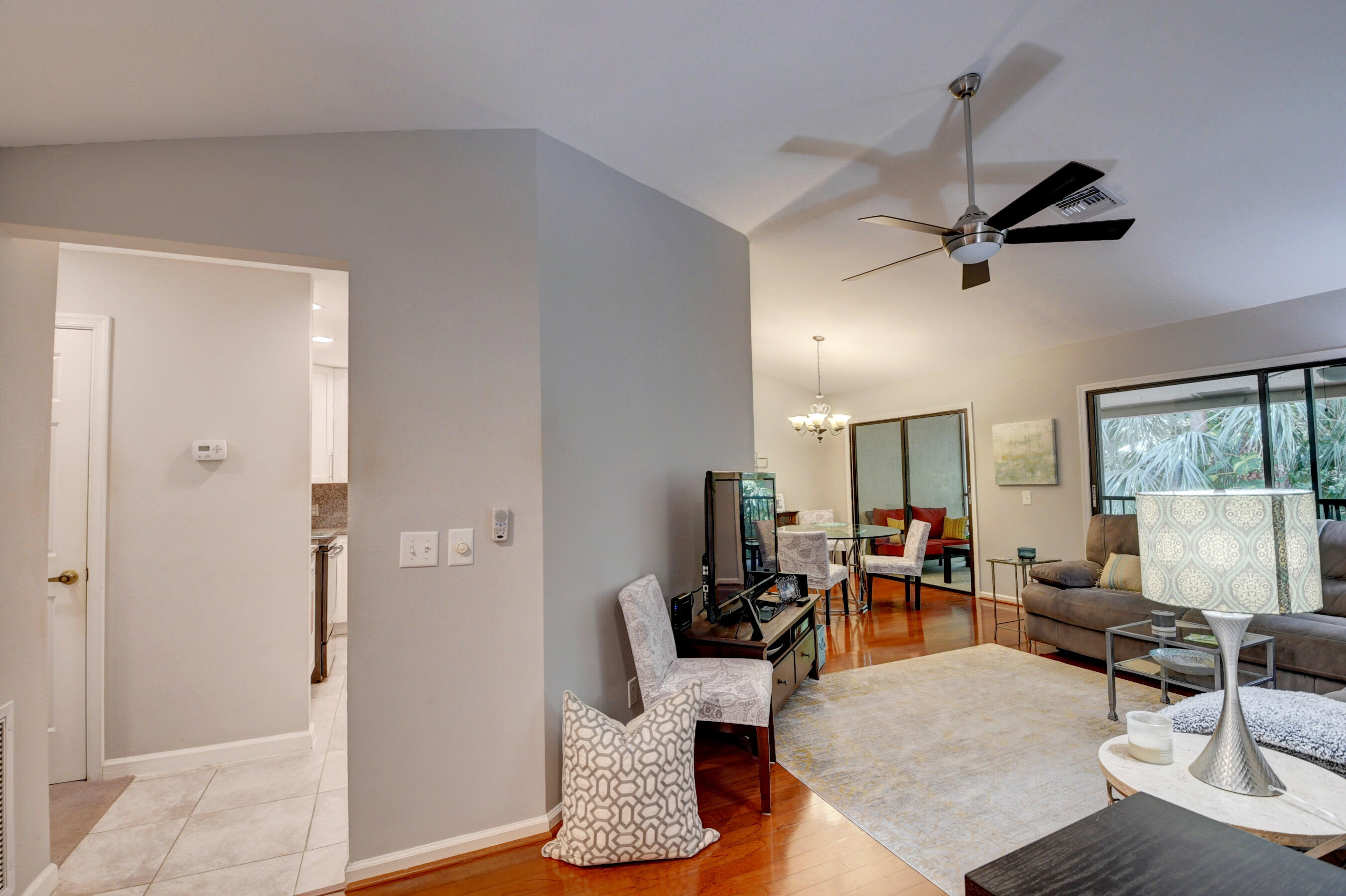 5740 Coach House Circle, Unit F Boca Raton, FL 33486 - Photo 8 of 48 17_dsc_1275_6_7_8_9