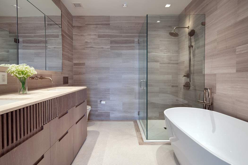 550 Metropolitan Avenue, Unit PHA Brooklyn, NY 11211 - Photo 4 of 11 a bathroom with a bathtub and sink