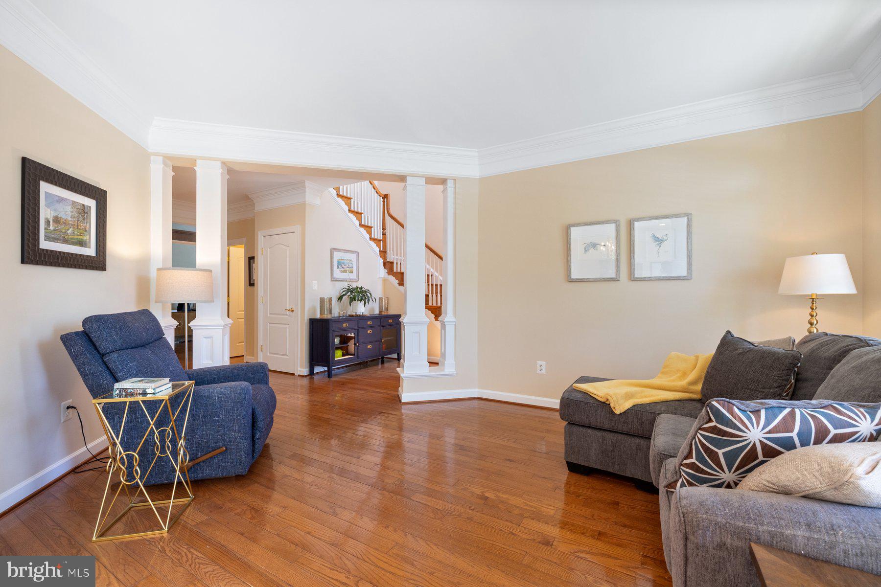 710 Drake Way Annapolis, MD 21401 - Photo 11 of 77 Gleaming Hardwoods