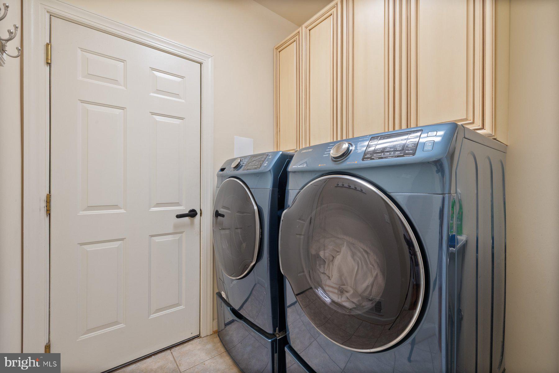 710 Drake Way Annapolis, MD 21401 - Photo 26 of 77 Convenient Laundry Room