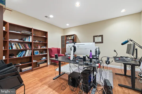 $905,000 | 710 Drake Way, Annapolis, MD 21401