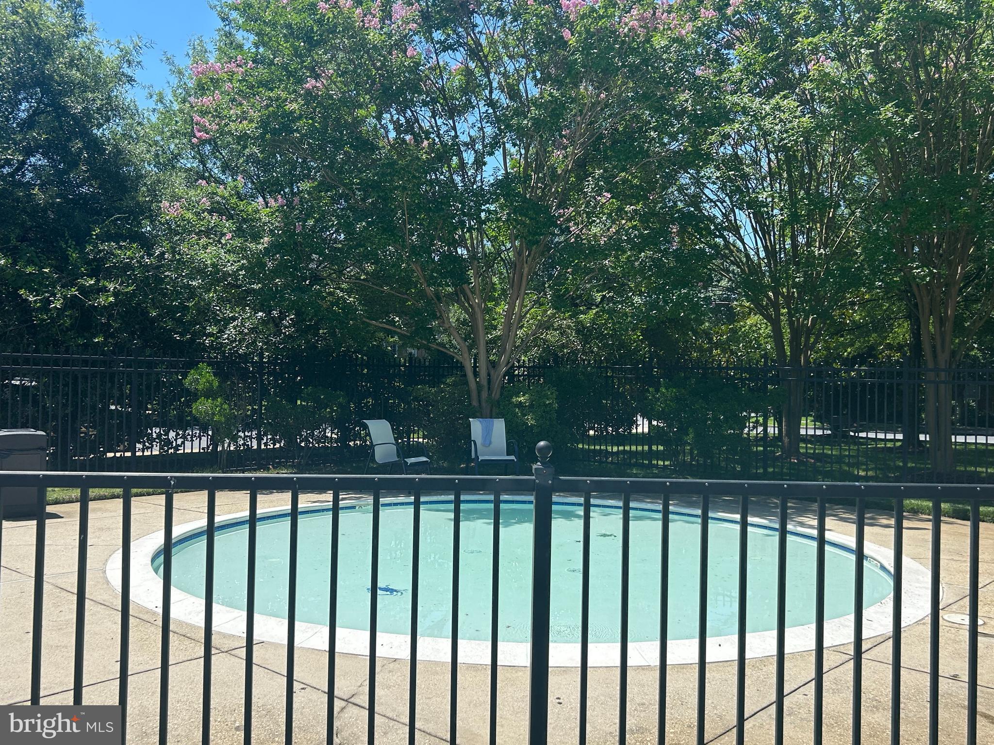 710 Drake Way Annapolis, MD 21401 - Photo 61 of 77 Baby pool