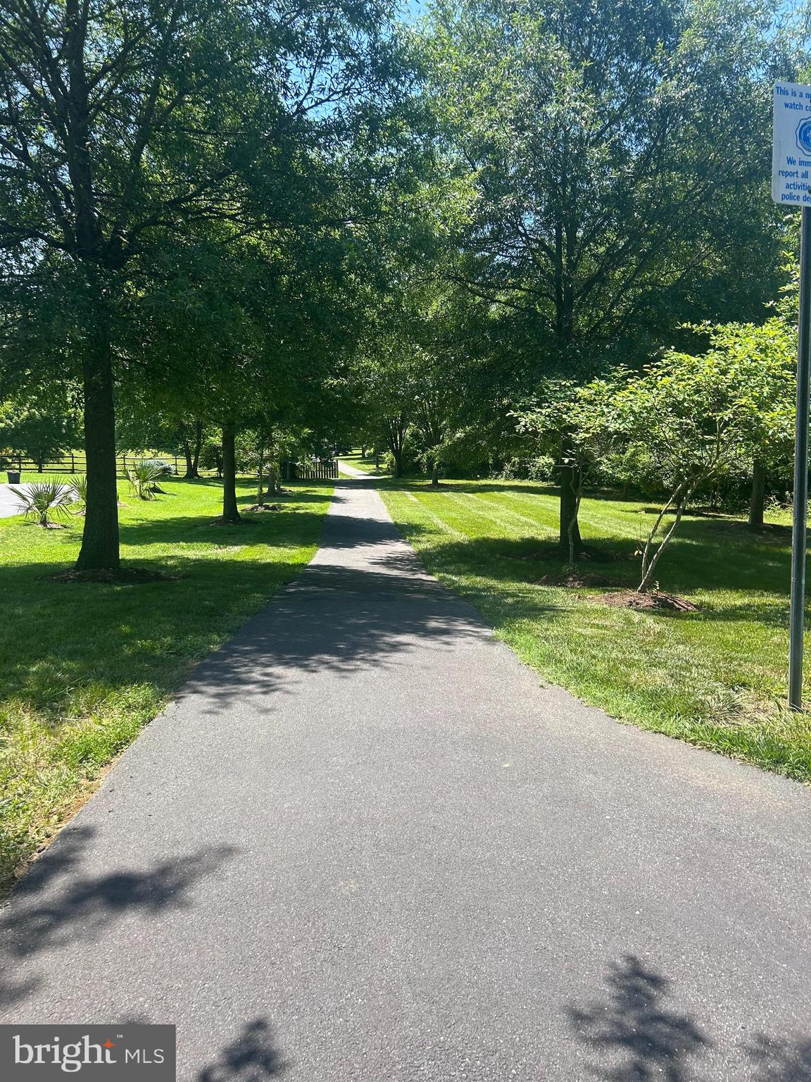 710 Drake Way Annapolis, MD 21401 - Photo 65 of 77 1.2 mile loop around community for walking/runninn