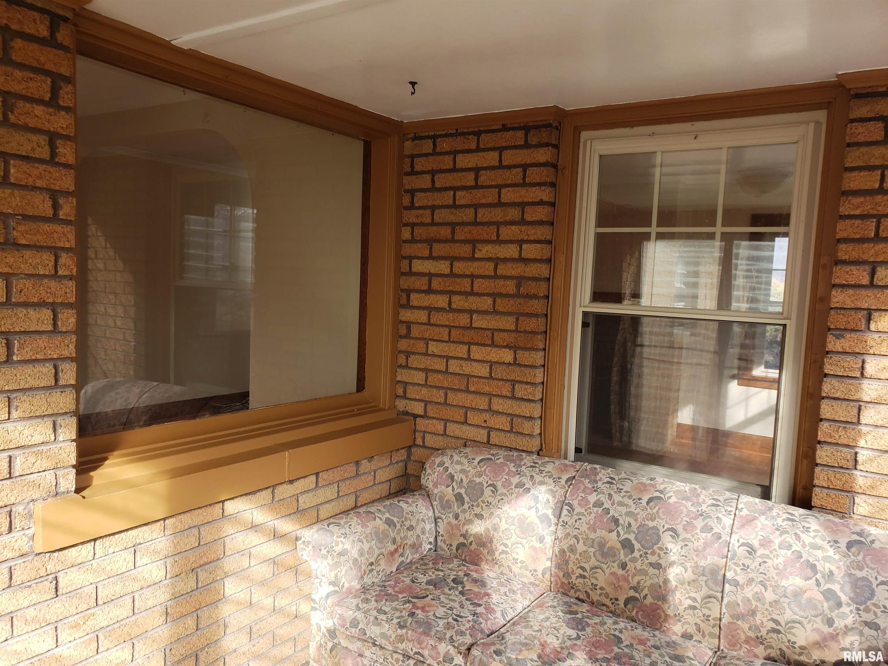 8300 Highway 150 Coal Valley, IL 61240 - Photo 24 of 25