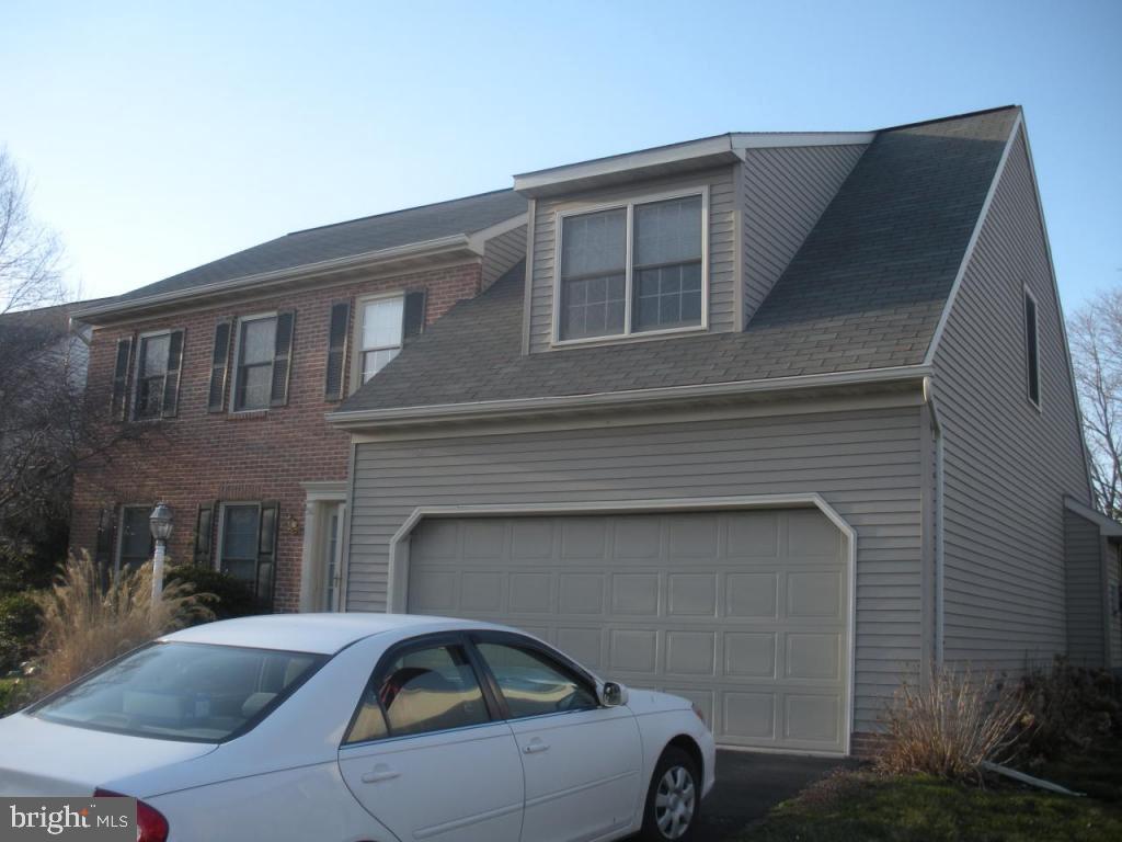 68 Ridings Way Lititz, PA 17543 - Photo 2 of 17