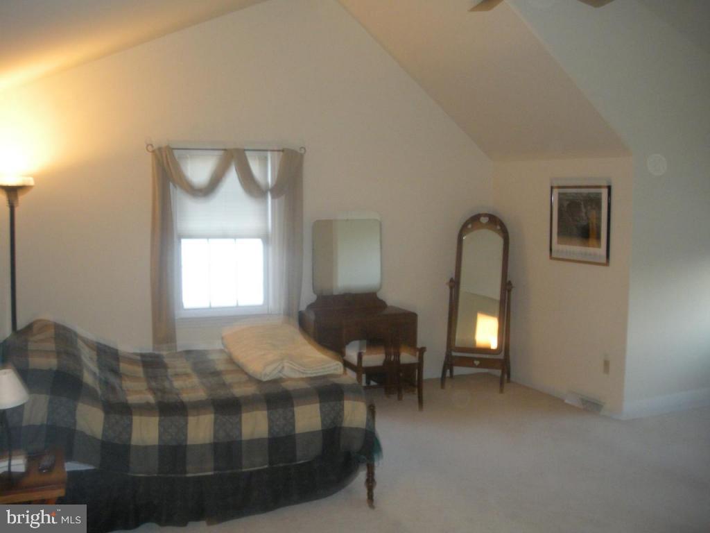 68 Ridings Way Lititz, PA 17543 - Photo 9 of 17