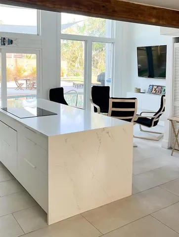 $999,900 | 812 Tropical Drive, Bradenton, FL 34208