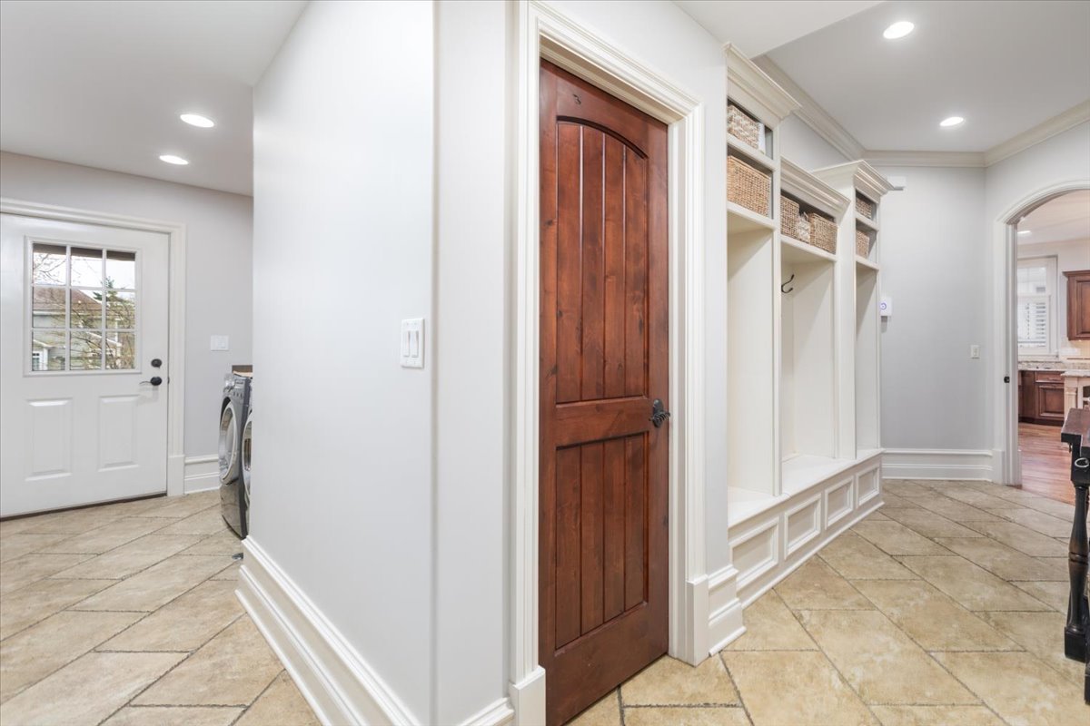 849 East Hillside Road Naperville, IL 60540 - Photo 58 of 75