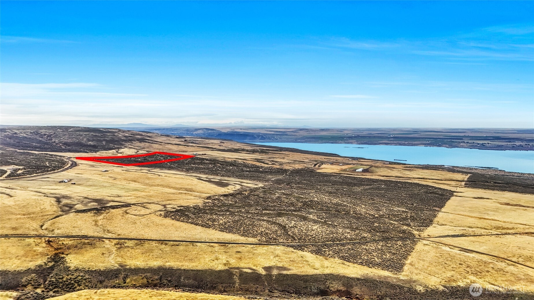1 Banks Lk Vw Road Coulee City, WA 99115 - Photo 12 of 17 a view of an ocean and beach