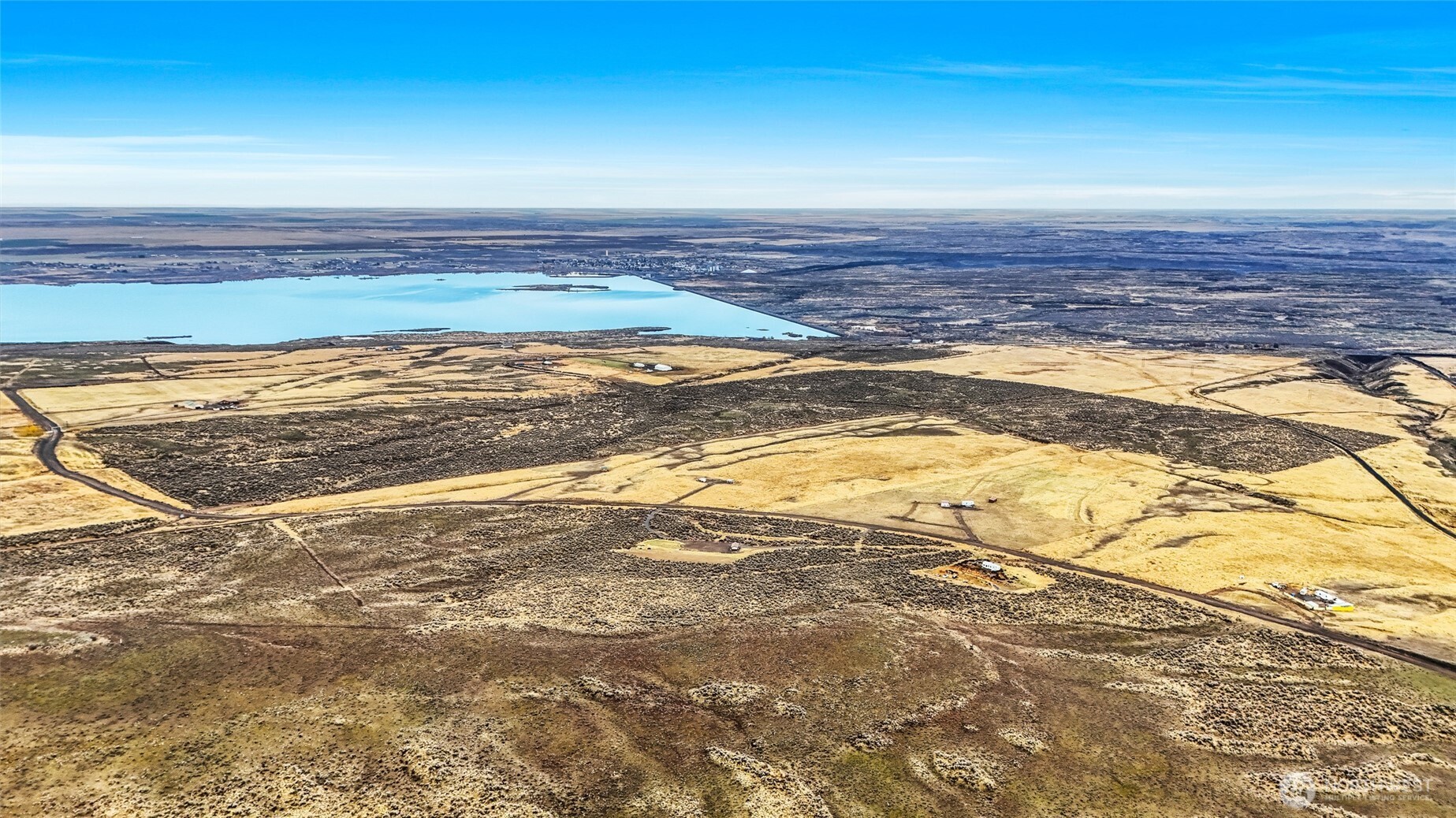 1 Banks Lk Vw Road Coulee City, WA 99115 - Photo 5 of 17 a view of an ocean and beach