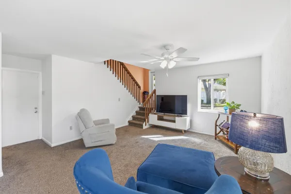 $525,000 | 9829 Northwest 2nd Court, Plantation, FL 33324