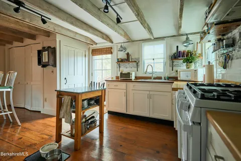 $499,000 | 220 North Plain Road, Great Barrington, MA 01230