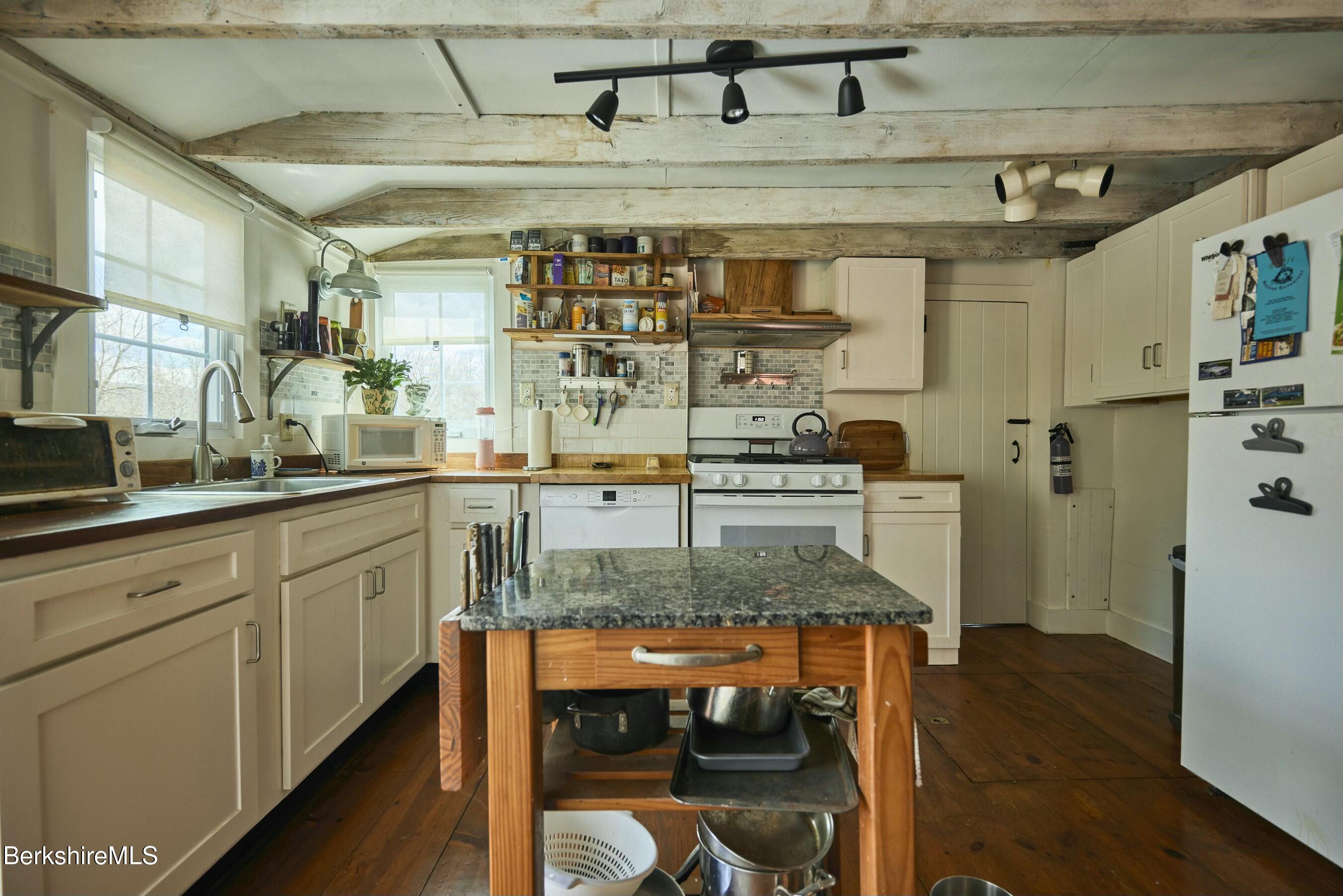 220 North Plain Road Great Barrington, MA 01230 - Photo 19 of 35 Kitchen