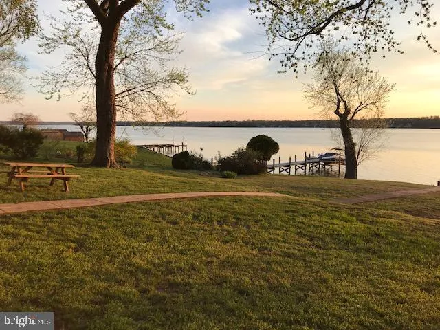 $3,700 | 9611 Potomac Drive, Fort Washington, MD 20744