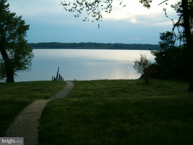 $3,700 | 9611 Potomac Drive, Fort Washington, MD 20744