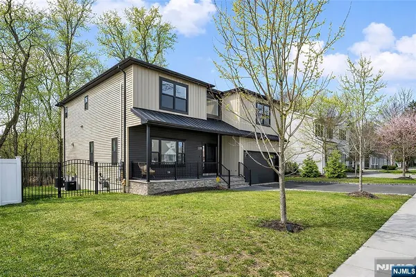 $1,359,000 | 129 Rivervale Road, River Vale, NJ 07675