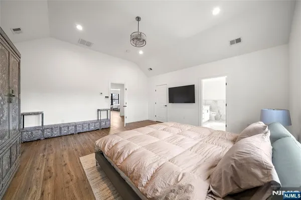 $1,359,000 | 129 Rivervale Road, River Vale, NJ 07675