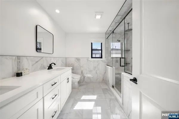 $1,359,000 | 129 Rivervale Road, River Vale, NJ 07675