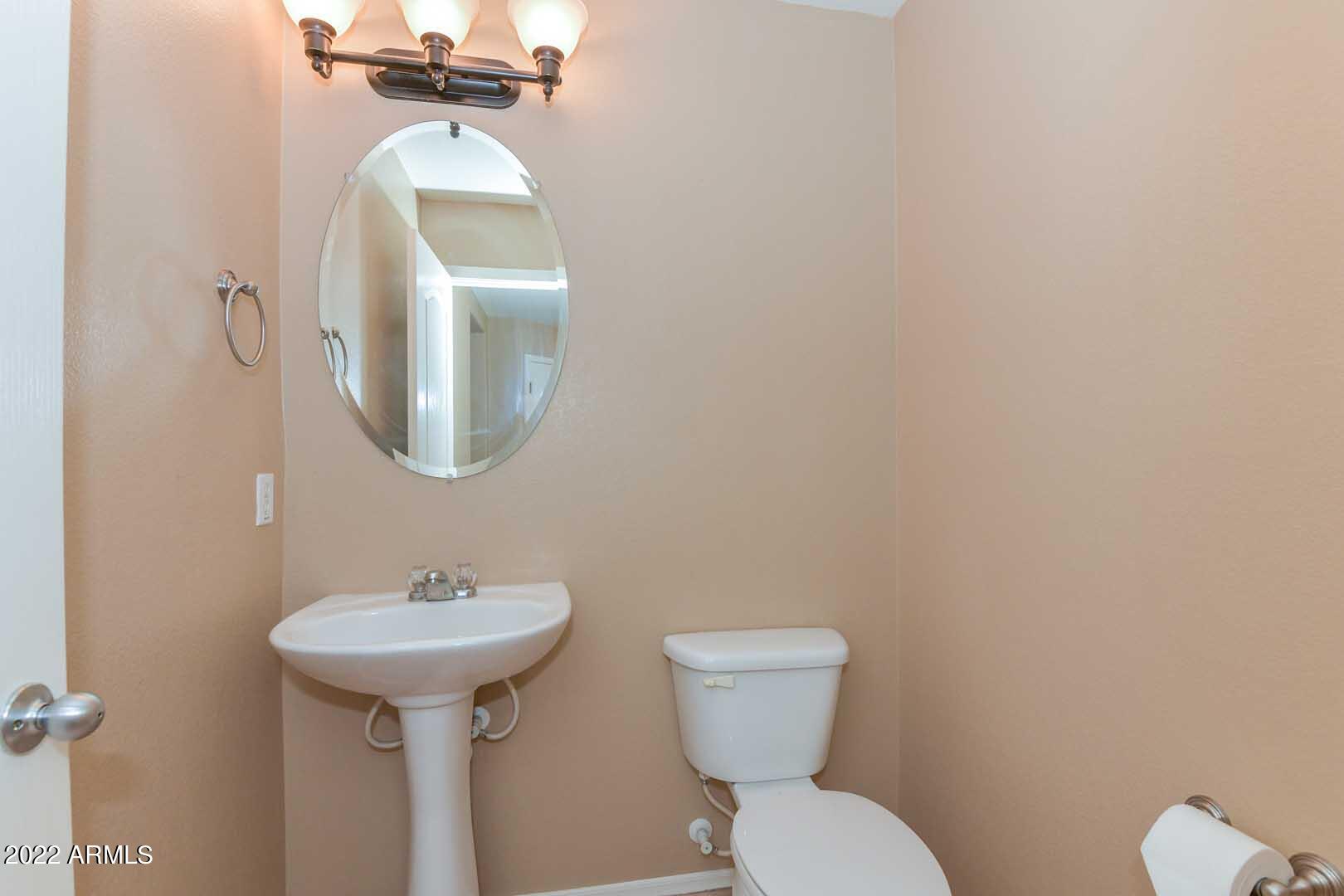 17682 West Red Bird Road Surprise, AZ 85387 - Photo 34 of 42 Powder Room