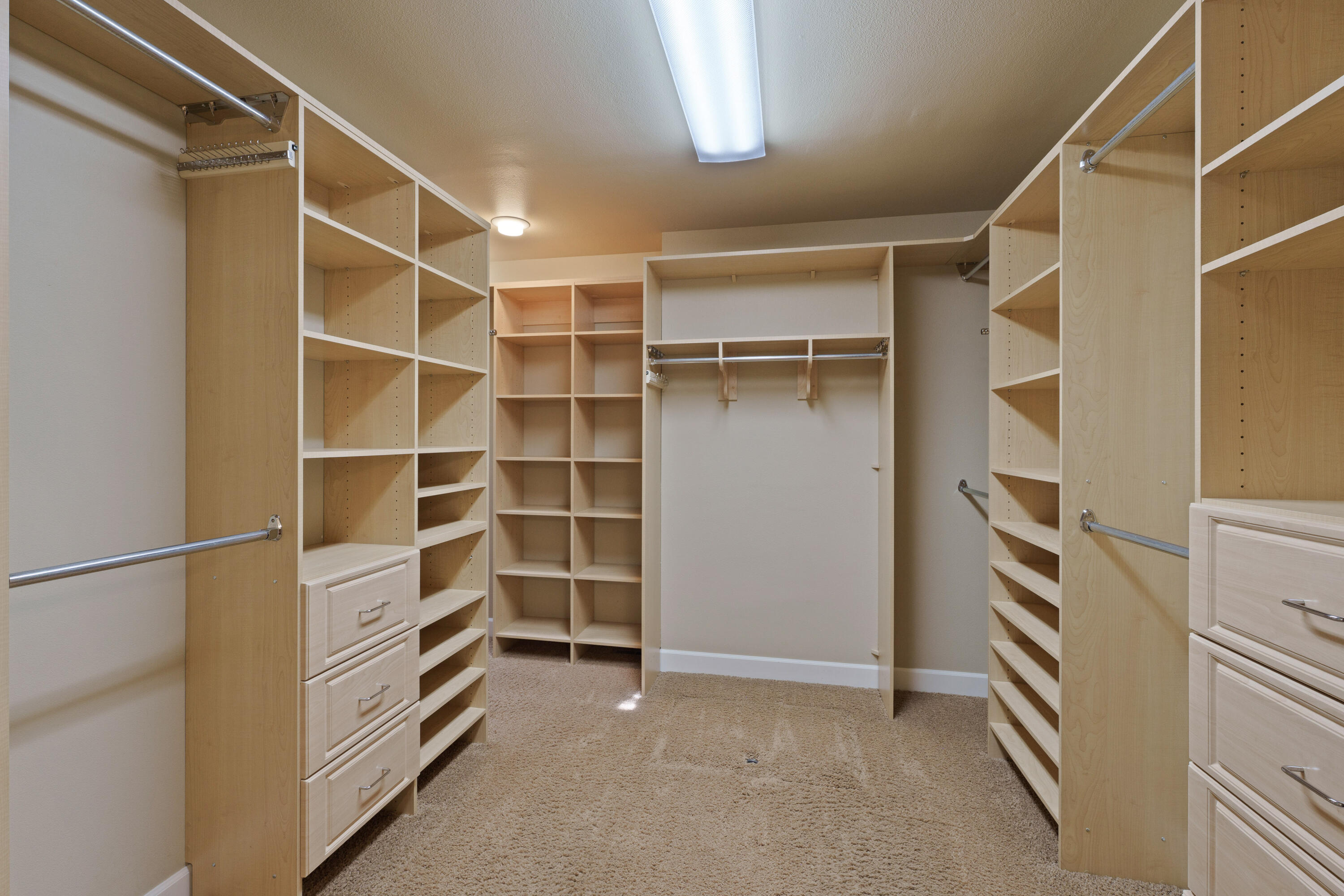 18880 Baker Road Bend, OR 97702 - Photo 43 of 70 Gallery Image 43