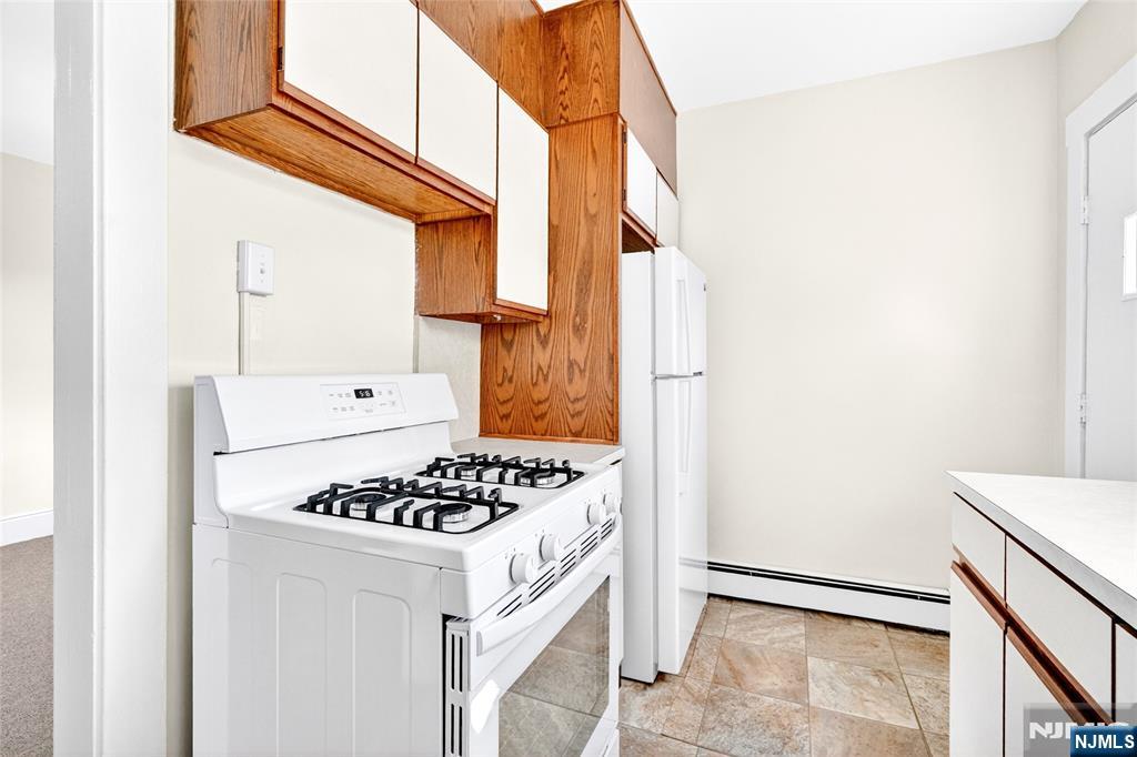 825 Main Street, Unit A Hackensack, NJ 07601 - Photo 18 of 48