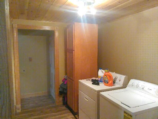 840 South Hopewell Road Hopewell, OH 43746 - Photo 9 of 19 utility room
