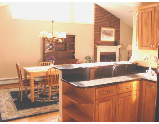 22 Hinds Road Winchester, MA 01890 - Photo 8 of 12