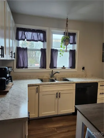 $234,999 | 106 Laurel Avenue, Salina, NY 13088