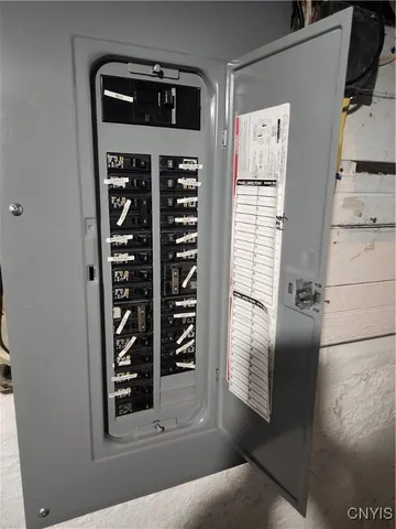 $234,999 | 106 Laurel Avenue, Salina, NY 13088