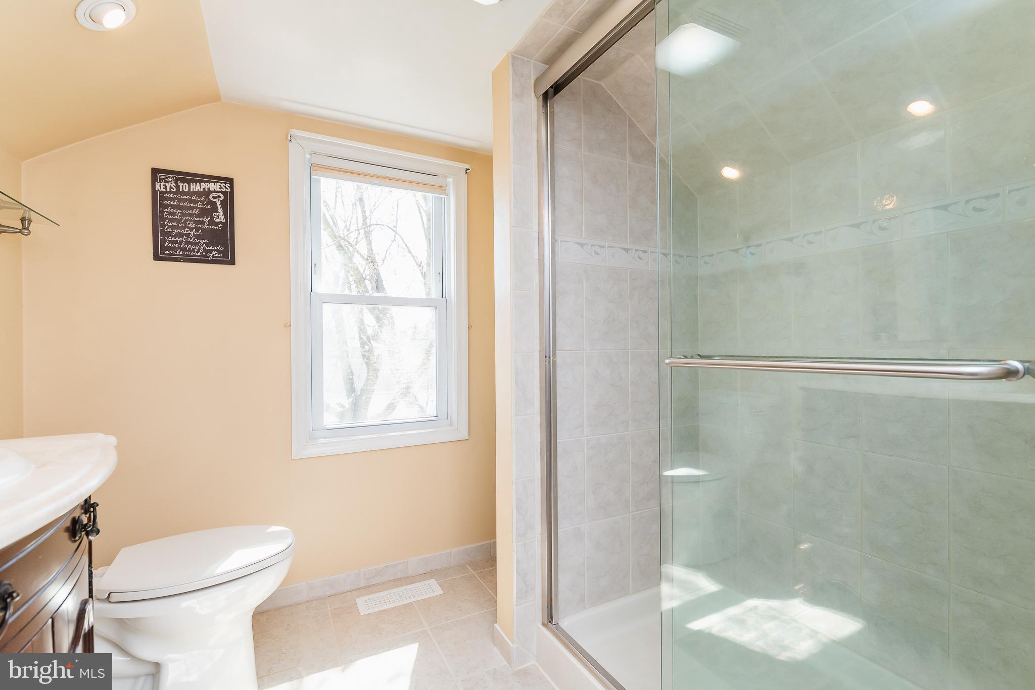 7606 Maple Road Baltimore, MD 21222 - Photo 23 of 35